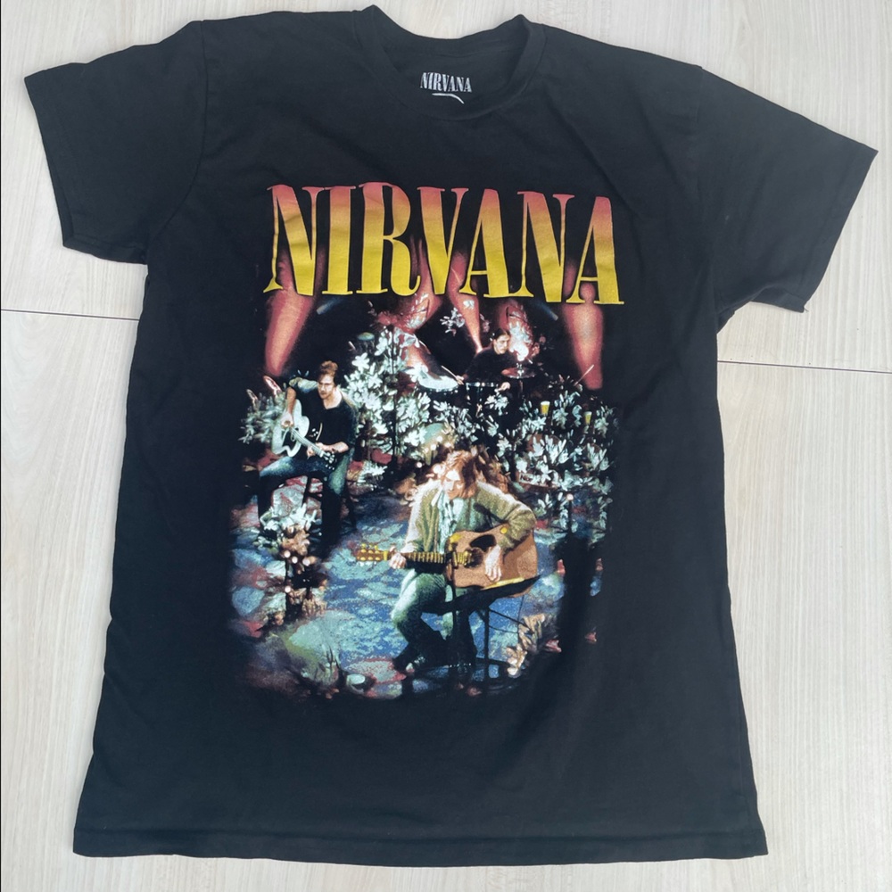 Small Nirvana MTV Unplugged live T Shirt Men’s Women’s Unisex 90s